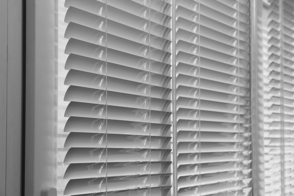 How to Choose the Right Energy-Saving Window Shutters for Your South Florida Home